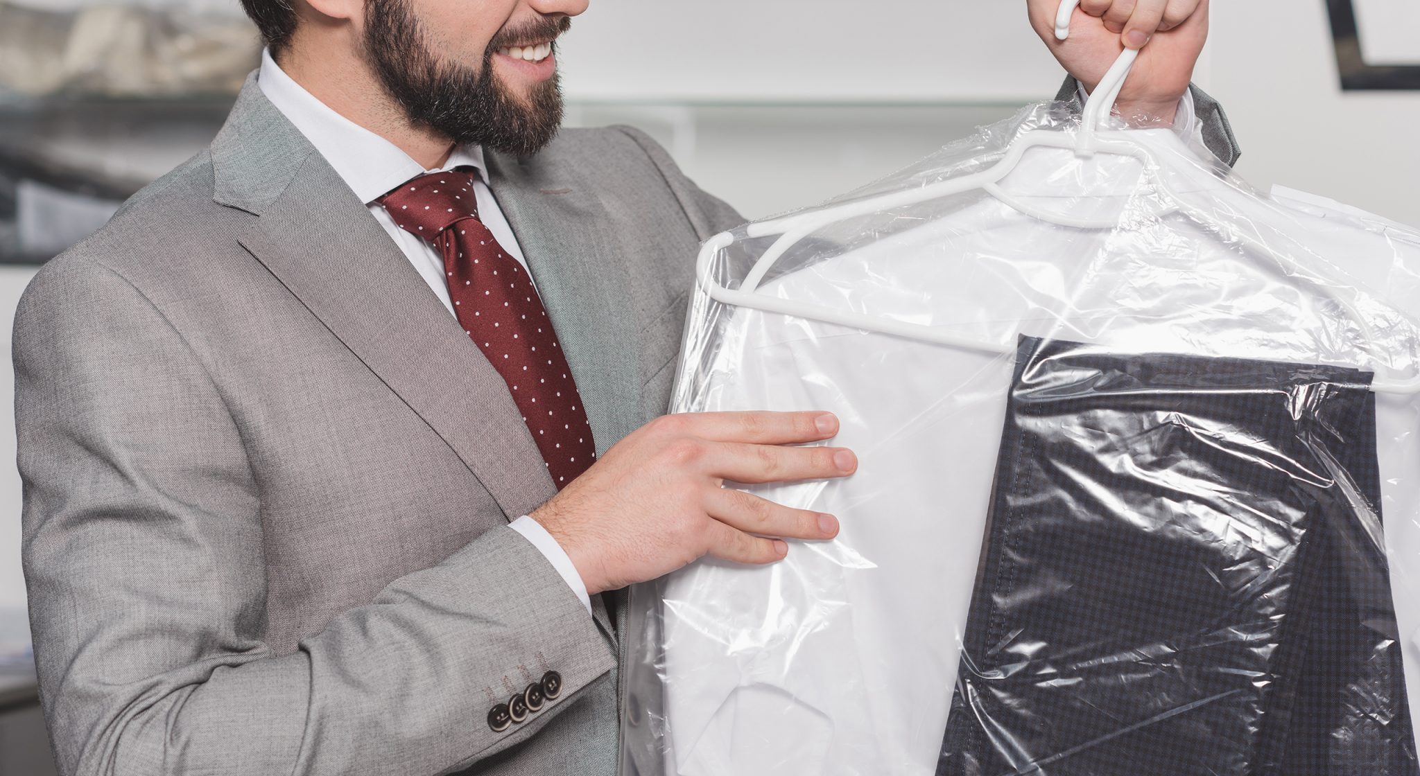 Retail Garment Bag Hero